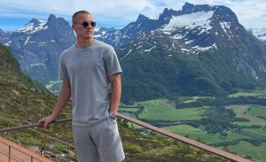 leo østigård på vei til rennes